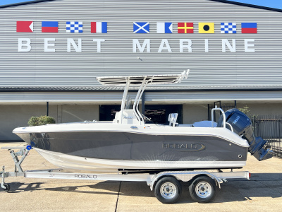 2026 Robalo R200 CENTER CONSOLE
