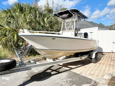 2002 Sea Hunt Triton 200