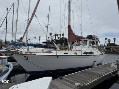 1986 C & C Landfall 39