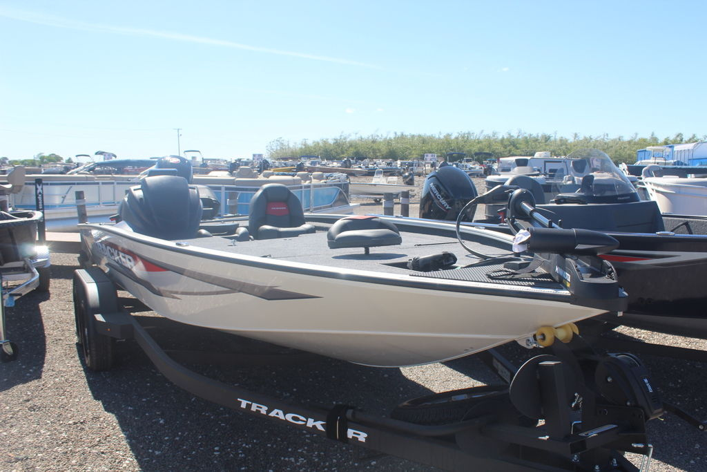 2025 Tracker SAVAGE™ 215 - For Sale at Lake Placid, FL 33852 - ID 598477