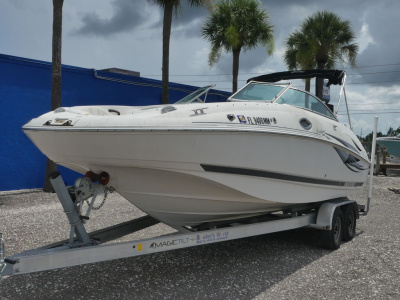 2004 Monterey 233 EXPLORER