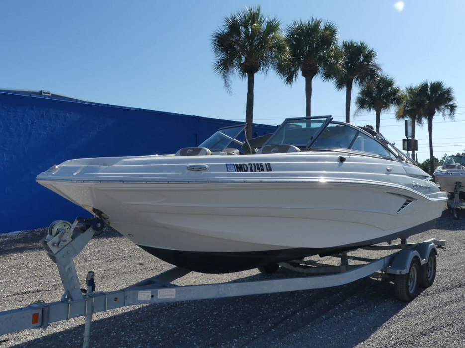 2023 Crownline E215 XS - For Sale at Lake Placid, FL 33852 - ID 598545