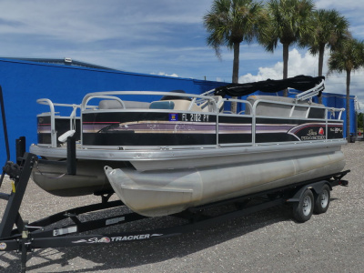 2015 Sun Tracker FISHIN' BARGE® 20 DLX