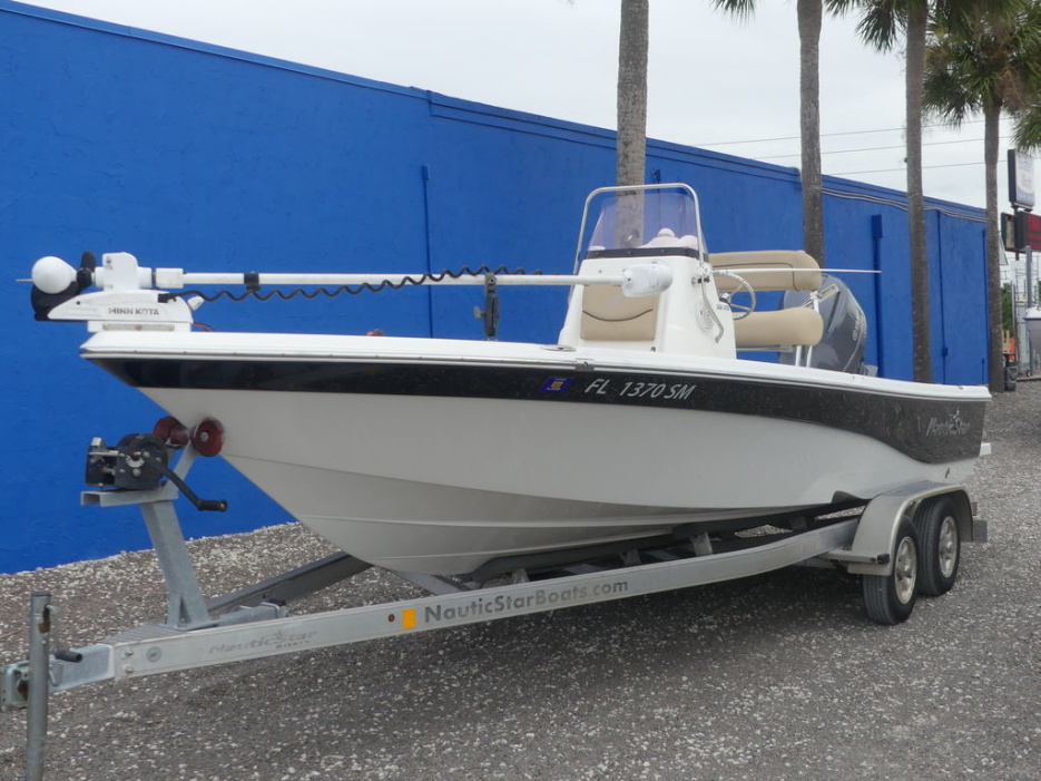 2019 Nautic Star 215 XTS - For Sale at Lake Placid, FL 33852 - ID 598649