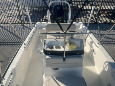 2023 Boston Whaler 170 Montauk