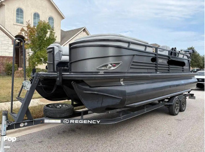 2017 Regency 220 LE3