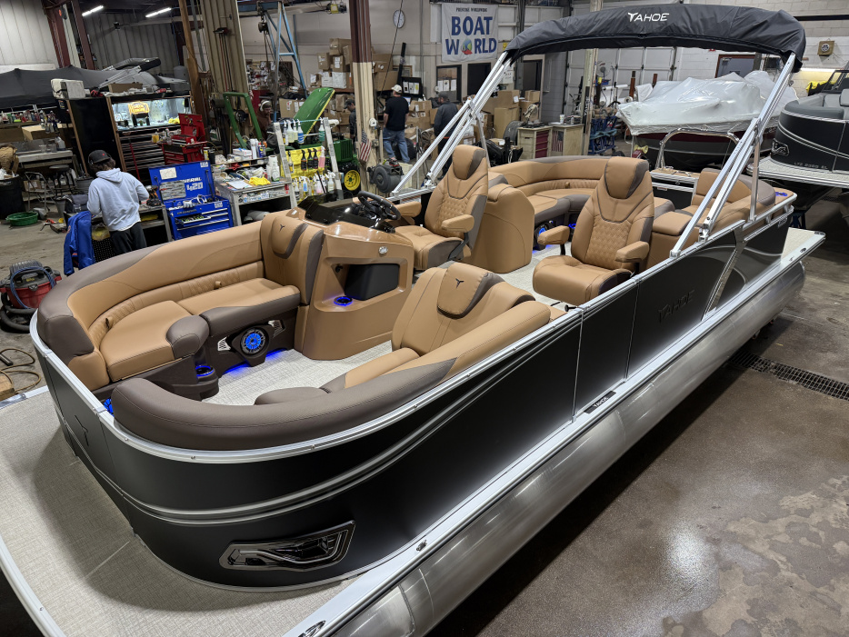 2026 Tahoe LTZ 2385 Quad Lounge Tritoon & Honda 4-Stroke EFI - For Sale at Cedar, MN 55011 - ID 598806