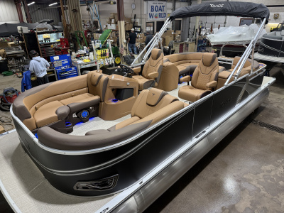 2026 Tahoe LTZ 2385 Quad Lounge Tritoon & Honda 4-Stroke EFI