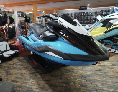 2025 Yamaha FX SVHO W/AUDIO-BLACK/CYAN