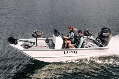 2026 Lund PREDATOR 1760 SIDE CONSOLE