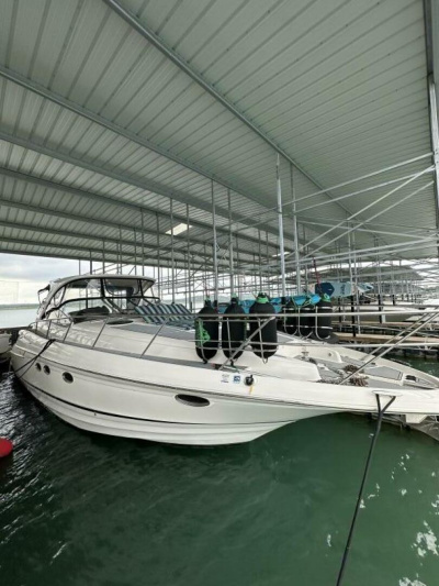 2007 Regal 4460 Commodore