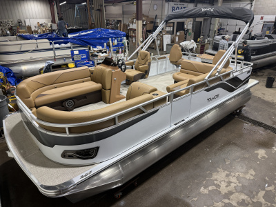 2026 Tahoe Sport 2185 Rear Fish & Honda 4-Stroke EFI