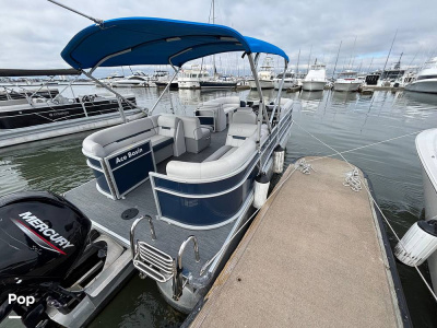 2023 Godfrey 2286 SB