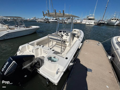 2023 Sailfish 220 CC