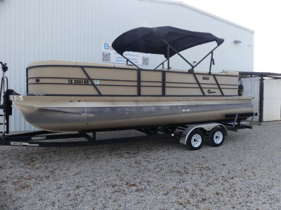 2023 Massimo Marine P24 LIMITED MAX