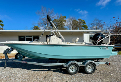 2025 Boston Whaler 190 Montauk
