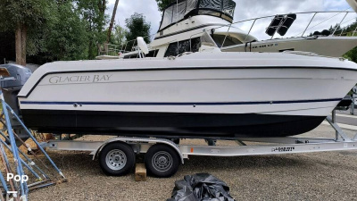 2001 Glacier Bay 2260 Canyon Runner