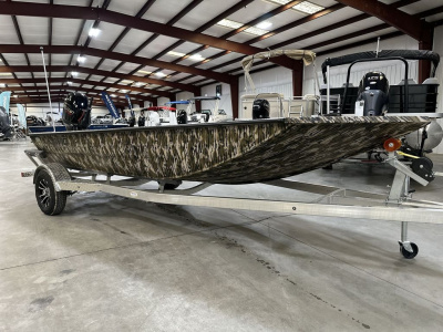 2026 Avid Boats 18 Commander