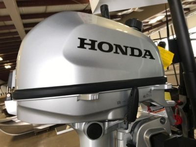 2025 Honda 5HP Outboard Tiller