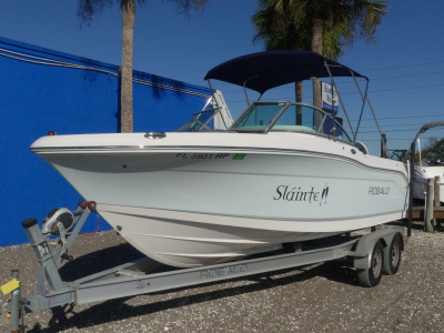 2018 Robalo R207