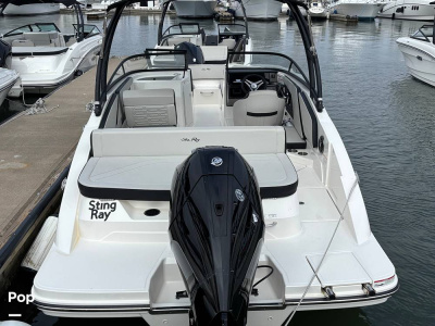 2025 Sea Ray SPX 210 OB
