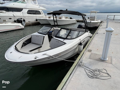2025 Sea Ray SPX 210 OB