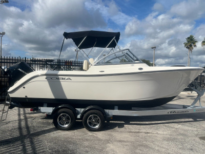 2023 Cobia 220 DC