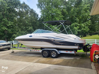 2004 Sea Ray 270 Sundeck
