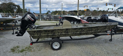 2026 Tracker T1648SC 26