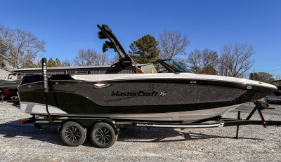 2026 Mastercraft Xt24