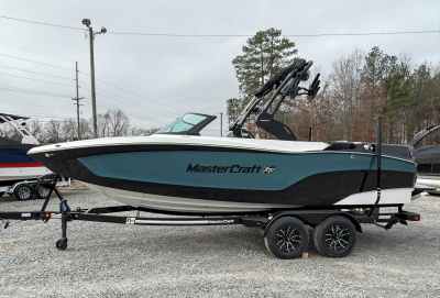 2026 Mastercraft Xt22