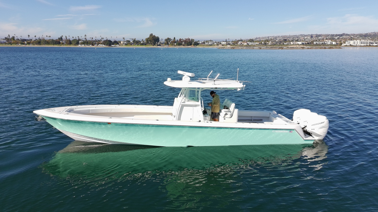 2018 Contender 39ST - For Sale at San Diego, CA 92109 - ID 600685