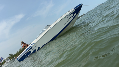 2005 Checkmate ZT240