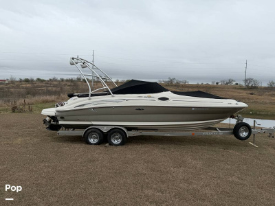2006 Sea Ray 240 Sundeck