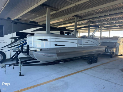 2023 Barletta 25QC Corsa Coastal Edition