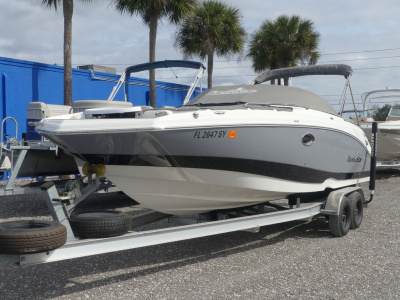 2021 Nautic Star 243 DC