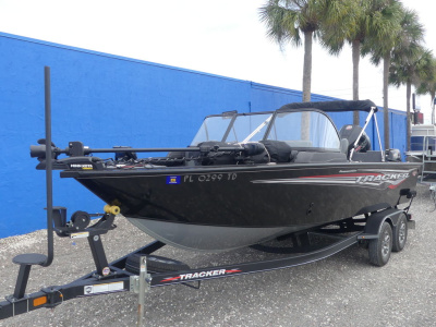 2022 Tracker Targa™ V-19 WT