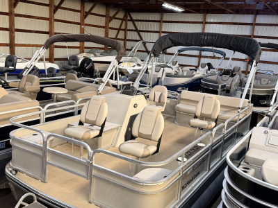 2016 Lowe 162 Fish & Cruise Pontoon
