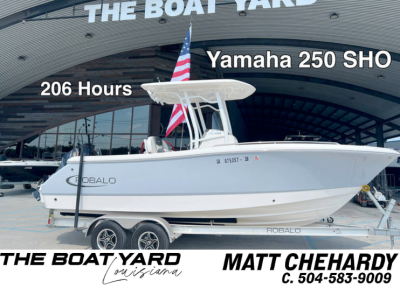 2023 Robalo 230