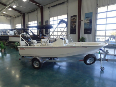 2025 Boston Whaler 170 Montauk