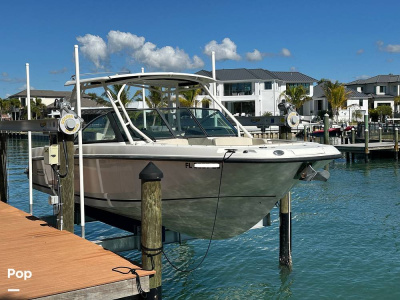 2015 Boston Whaler 270 Vantage