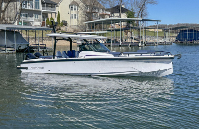 2025 Axopar 29 Sun-Top