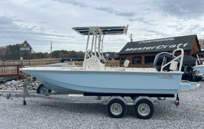 2025 Boston Whaler 190 Montauk