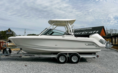 2025 Boston Whaler 240 Vantage