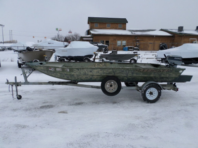 2001 Crestliner MV1648