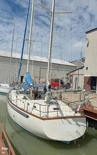 2005 Bruce Roberts 44