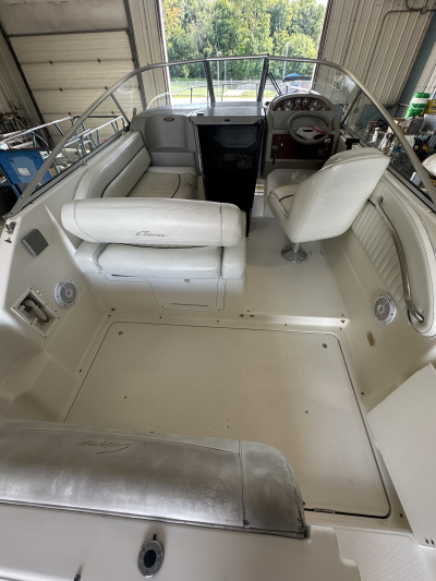 1997 Bayliner 2355 CIERA SUNBRIDGE 5.7L MCM Yard Trl
