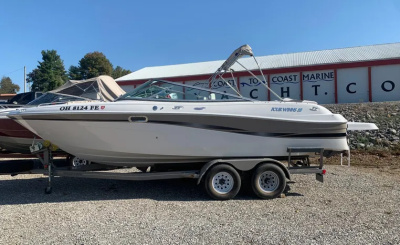 2003 Four Winns 240 Horizon