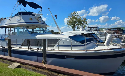 1979 Chris Craft 410 Motor Yacht