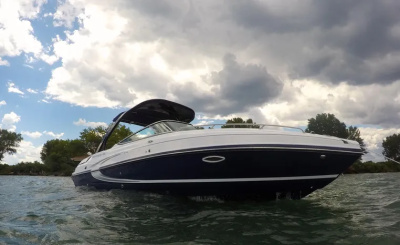 2015 Rinker 276 Captiva Cuddy